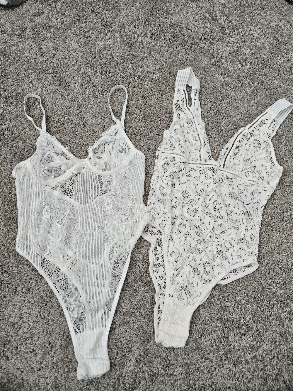 Women’s White Lace Bodysuits